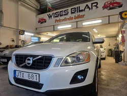 Vit Begagnad 2009 Volvo XC60 Summum SUV | 79 900 kr (Marknadspris)