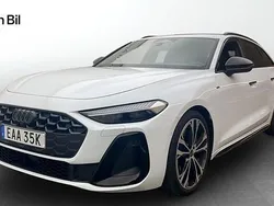 Glaciärvit metallic Begagnad 2025 Audi A5 S-Line Sportkupé | 699 000 kr