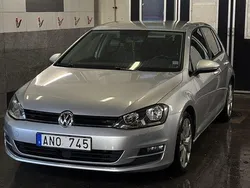 Silver Begagnad 2014 VW Golf VII Halvkombi | 99 800 kr (Marknadspris)