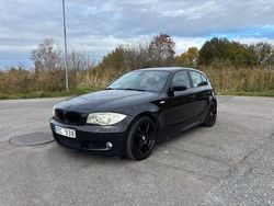 Svart Begagnad 2005 BMW 120 M Sport Halvkombi | 57 900 kr (Marknadspris)