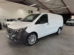 Vit (arktisk vit) Begagnad 2019 Mercedes Vito Minibuss | 209 900 kr (Marknadspris)
