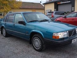 Blå Begagnad 1996 Volvo 940 Sedan | 59 900 kr