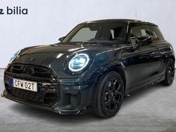 Grå Begagnad 2024 Mini John Cooper Works Halvkombi | 419 000 kr