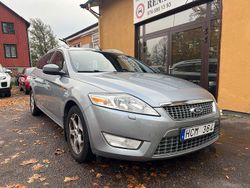 Grå Begagnad 2008 Ford Mondeo Titanium Kombi | 39 900 kr (Marknadspris)