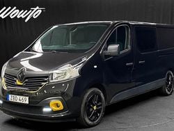 Svart (midnattsvart metallic) Begagnad 2018 Renault Trafic Van | 249 800 kr