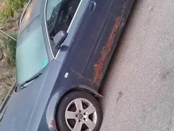 Blå Begagnad 2003 Audi A6 Comfort Kombi | 14 000 kr (Lite dyr)