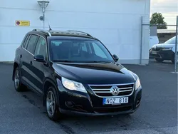 Svart Begagnad 2008 VW Tiguan Sportline SUV | 49 900 kr (Marknadspris)