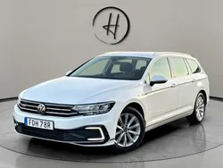 Vit Begagnad 2020 VW Passat GTE Kombi | 265 000 kr (Lite dyr)