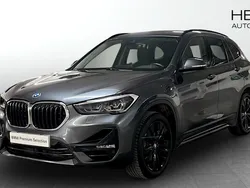 Grå (grey) Begagnad 2021 BMW X1 Performance SUV | 315 700 kr (Marknadspris)