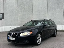Svart Begagnad 2013 Volvo V70 Momentum Kombi | 92 500 kr (Bra pris)