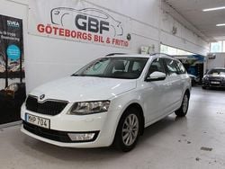 Vit Begagnad 2016 Skoda Octavia Kombi | 149 900 kr (Dyr)