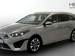 Grå (silver) Begagnad 2022 Kia Ceed Sportswagon Advance Kombi | 239 900 kr (Marknadspris)
