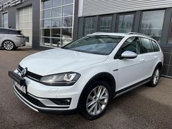 Vit Begagnad 2015 VW Golf Alltrack Kombi | 119 900 kr (Marknadspris)