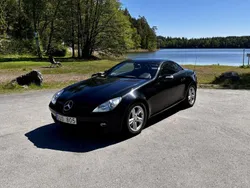 Svart Begagnad 2006 Mercedes SLK200 Cab | 94 000 kr (Bra pris)