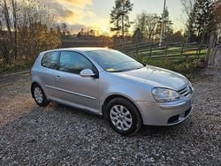 Silver Begagnad 2008 VW Golf VI Halvkombi | 25 000 kr (Marknadspris)