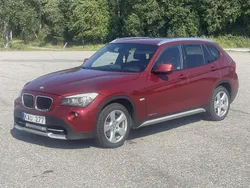Röd Begagnad 2010 BMW X1 SUV | 85 000 kr (Marknadspris)