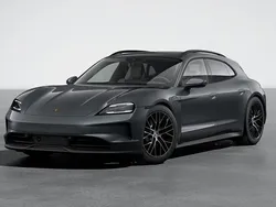 Grå Ny 2024 Porsche Taycan Sport Turismo Sedan | 1 464 900 kr (Marknadspris)