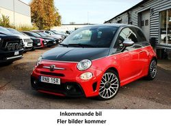 Röd Begagnad 2020 Abarth 595 Halvkombi | 199 000 kr (Marknadspris)