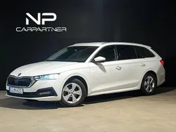 Vit Begagnad 2021 Skoda Octavia G-TEC Kombi | 144 900 kr (Marknadspris)