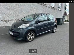Grå Begagnad 2009 Peugeot 107 Halvkombi | 37 500 kr (Marknadspris)