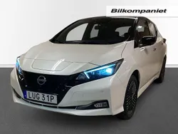 Vit Begagnad 2022 Nissan Leaf N-Connecta Halvkombi | 239 000 kr (Marknadspris)