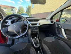 Röd Begagnad 2010 Citroën C3 Halvkombi | 28 000 kr (Marknadspris)