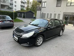 Svart Begagnad 2010 Subaru Legacy Kombi | 54 900 kr (Bra pris)