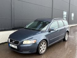 Blå Begagnad 2008 Volvo V50 Kombi | 29 900 kr (Marknadspris)