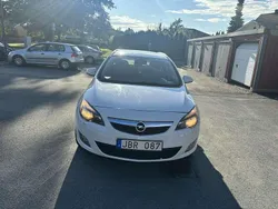 Vit Begagnad 2011 Opel Astra Enjoy Kombi | 25 000 kr (Marknadspris)