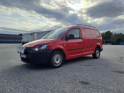 Röd Begagnad 2014 VW Caddy Maxi Minibuss | 99 000 kr (Marknadspris)