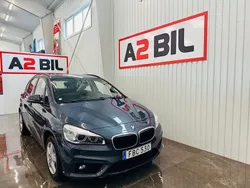 Grå Begagnad 2015 BMW 218 Active Tourer Advantage Minibuss | 124 900 kr (Marknadspris)