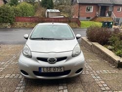 Begagnad 2011 Toyota Aygo Halvkombi | 30 000 kr (Marknadspris)