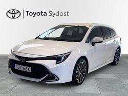Vit Begagnad 2024 Toyota Corolla Style Kombi | 314 900 kr (Marknadspris)