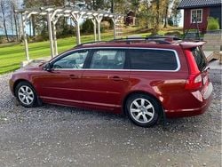 Röd Begagnad 2012 Volvo V70 Momentum Kombi | 68 000 kr (Marknadspris)