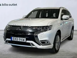 Vit Begagnad 2019 Mitsubishi Outlander P-HEV SUV | 244 900 kr (Bra pris)