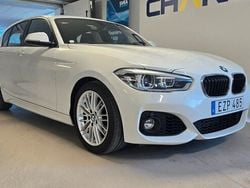 Vit Begagnad 2019 BMW 118 M Sport Halvkombi | 189 900 kr (Bra pris)
