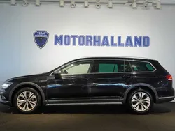 Svart Begagnad 2018 VW Passat Alltrack Kombi | 179 900 kr (Marknadspris)