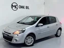 Silver Begagnad 2010 Renault Clio R.S. Halvkombi | 42 900 kr (Marknadspris)