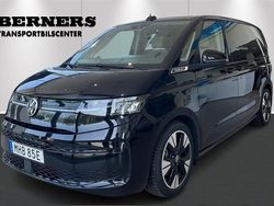 Svart Begagnad 2023 VW Multivan Life Van | 539 900 kr (Dyr)
