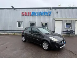 Svart Begagnad 2011 Renault Clio R.S. Halvkombi | 37 900 kr (Marknadspris)