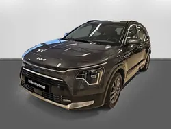 Grå Begagnad 2022 Kia Niro EX SUV | 359 800 kr (Lite dyr)