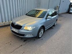 Begagnad 2012 Skoda Superb Kombi | 69 900 kr (Bra pris)