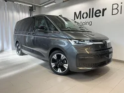 Grå (indiumgrå metallic) Ny 2025 VW T7 Style Van | 913 075 kr (Dyr)