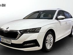 Vit Begagnad 2022 Skoda Octavia Ambition Kombi | 223 900 kr (Marknadspris)