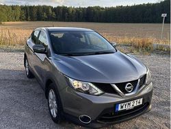 Grå Begagnad 2015 Nissan Qashqai SUV | 125 000 kr (Marknadspris)
