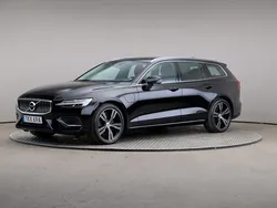Svart (black stone (solid)) Begagnad 2022 Volvo V60 Inscription Kombi | 329 000 kr (Marknadspris)