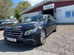 Svart Begagnad 2019 Mercedes E200 Avantgarde Sedan | 259 000 kr (Marknadspris)