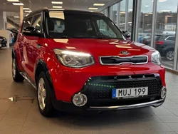 Röd Begagnad 2016 Kia Soul SUV | 99 900 kr (Marknadspris)