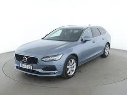 Blå Begagnad 2017 Volvo V90 Momentum Kombi | 226 000 kr (Marknadspris)