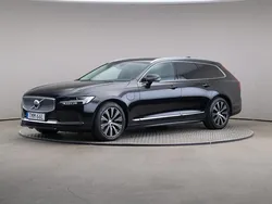Svart (onyx black (metallic)) Begagnad 2021 Volvo V90 Inscription Kombi | 319 000 kr (Bra pris)